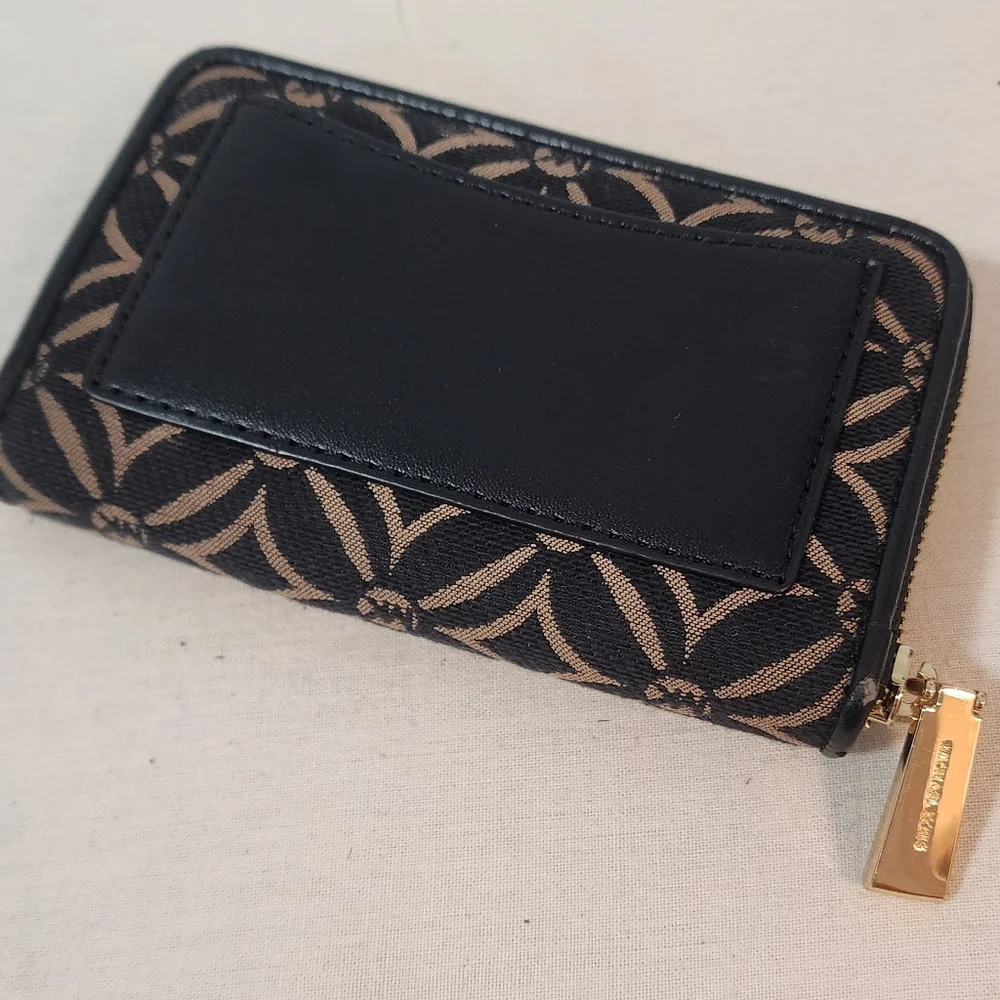 Michael Kors Black and Silver Patterned Bag Set